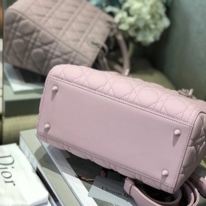 Christian Dior Lady Dior Bag 24cm Matte Hardware Lambskin Leather Fall/Winter 2020 Collection - Image 7