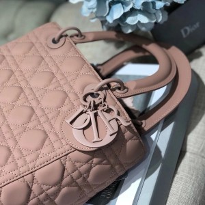 Christian Dior Lady Dior Bag 24cm Matte Hardware Lambskin Leather Fall/Winter 2020 Collection - Image 7