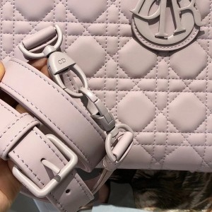 Christian Dior Lady Dior Bag 24cm Matte Hardware Lambskin Leather Fall/Winter 2020 Collection - Image 8