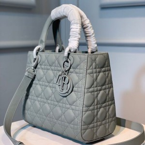 Christian Dior Lady Dior Bag 24cm Matte Hardware Lambskin Leather Spring/Summer 2020 Collection - Image 3