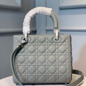 Christian Dior Lady Dior Bag 24cm Matte Hardware Lambskin Leather Spring/Summer 2020 Collection - Image 4
