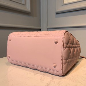 Christian Dior Lady Dior Bag 24cm Matte Hardware Lambskin Leather Spring/Summer 2020 Collection - Image 4