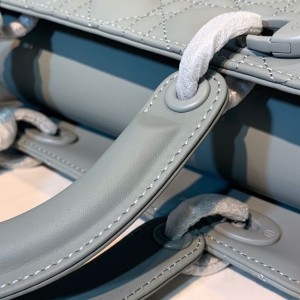 Christian Dior Lady Dior Bag 24cm Matte Hardware Lambskin Leather Spring/Summer 2020 Collection - Image 6