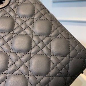 Christian Dior Lady Dior Bag 24cm Matte Hardware Lambskin Leather Spring/Summer 2020 Collection - Image 8