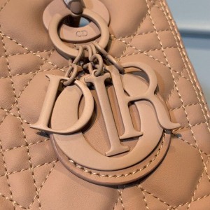 Christian Dior Lady Dior Bag 24cm Matte Hardware Lambskin Leather Spring/Summer 2020 Collection - Image 9