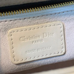 Christian Dior Lady Dior Bag 24cm Matte Hardware Lambskin Leather Spring/Summer 2020 Collection - Image 10