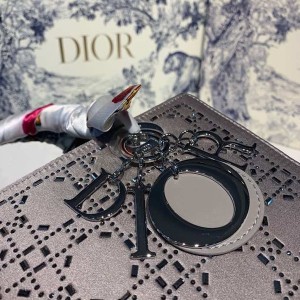 Christian Dior Lady Dior Bag 24cm Silver Hardware Bead Embroidered Satin/Lambskin Leather Spring/Summer 2020 Collection - Image 5