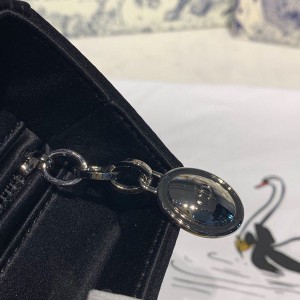Christian Dior Lady Dior Bag 24cm Silver Hardware Bead Embroidered Satin/Lambskin Leather Spring/Summer 2020 Collection - Image 6