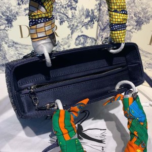 Christian Dior Lady Dior Bag 24cm Silver Hardware Bead Embroidered Satin/Lambskin Leather Spring/Summer 2020 Collection - Image 8