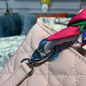 Christian Dior Lady Dior Bag 24cm Silver Hardware Patent Leather Spring/Summer 2020 Collection - Image 5