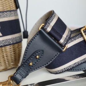 Christian Dior Lady Dior Bag 28cm M0565 Blue Dior Oblique Jacquard Embroidery Canvas Fall/Winter 2022 Collection - Image 8