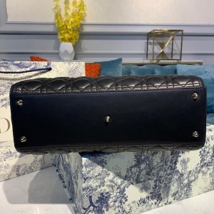 Christian Dior Lady Dior Bag 32cm Gold Hardware Lambskin Leather Spring/Summer 2020 Collection - Image 4