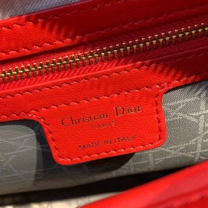Christian Dior Lady Dior Bag 32cm Gold Hardware Lambskin Leather Spring/Summer 2020 Collection - Image 8