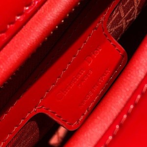 Christian Dior Lady Dior Bag 32cm Gold Hardware Patent Leather Spring/Summer 2020 Collection - Image 7