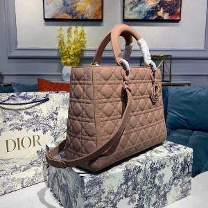Christian Dior Lady Dior Bag 32cm Matte Hardware Lambskin Leather Spring/Summer 2020 Collection - Image 3
