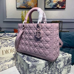 Christian Dior Lady Dior Bag 32cm Matte Hardware Lambskin Leather Spring/Summer 2020 Collection - Image 3