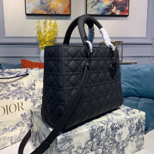 Christian Dior Lady Dior Bag 32cm Matte Hardware Lambskin Leather Spring/Summer 2020 Collection - Image 3