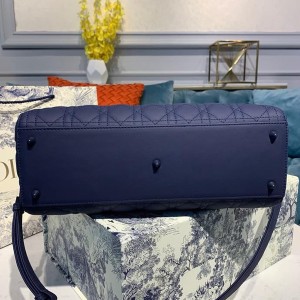 Christian Dior Lady Dior Bag 32cm Matte Hardware Lambskin Leather Spring/Summer 2020 Collection - Image 4