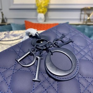 Christian Dior Lady Dior Bag 32cm Matte Hardware Lambskin Leather Spring/Summer 2020 Collection - Image 5