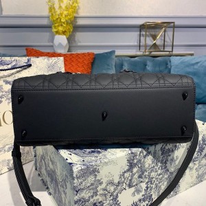 Christian Dior Lady Dior Bag 32cm Matte Hardware Lambskin Leather Spring/Summer 2020 Collection - Image 5