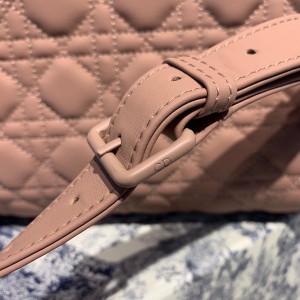 Christian Dior Lady Dior Bag 32cm Matte Hardware Lambskin Leather Spring/Summer 2020 Collection - Image 6