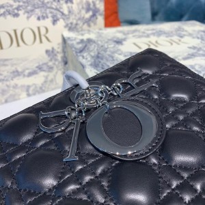 Christian Dior Lady Dior Bag 32cm Silver Hardware Lambskin Leather Spring/Summer 2020 Collection - Image 5