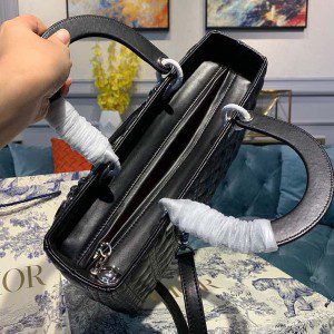 Christian Dior Lady Dior Bag 32cm Silver Hardware Lambskin Leather Spring/Summer 2020 Collection - Image 7