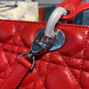 Christian Dior Lady Dior Bag 32cm Silver Hardware Lambskin Leather Spring/Summer 2020 Collection - Image 8