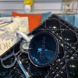 Christian Dior Lady Dior Bag 32cm Silver Hardware Patent Leather Spring/Summer 2020 Collection - Image 5