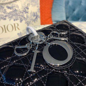 Christian Dior Lady Dior Bag 32cm Silver Hardware Patent Leather Spring/Summer 2020 Collection - Image 6