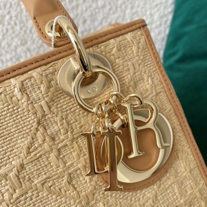 Christian Dior Lady Dior Bag Medium 24cm Gold Hardware Natural Raffia/Calfskin Leather Spring/Summer 2022 Collection - Image 6