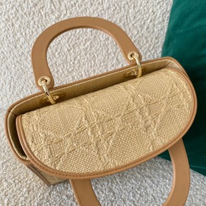 Christian Dior Lady Dior Bag Medium 24cm Gold Hardware Natural Raffia/Calfskin Leather Spring/Summer 2022 Collection - Image 7