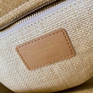 Christian Dior Lady Dior Bag Medium 24cm Gold Hardware Natural Raffia/Calfskin Leather Spring/Summer 2022 Collection - Image 9