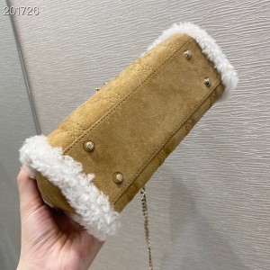 Christian Dior Lady Dior Cannage Shearling Bag 17cm with Gold Hardware Embroidery Canvas Spring/Summer 2021 Collection - Image 7