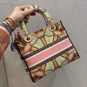 Christian Dior Lady Dior D-Lite Dior In Lights Bag 24cm with Gold Hardware Embroidery Canvas Spring/Summer 2021 Collection - Image 3