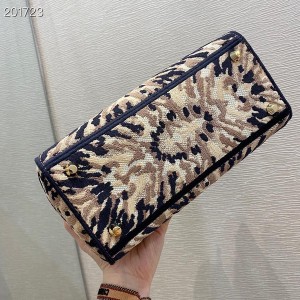 Christian Dior Lady Dior D-Lite Tie & Dior Bag 24cm with Gold Hardware Embroidery Canvas Spring/Summer 2021 Collection - Image 6