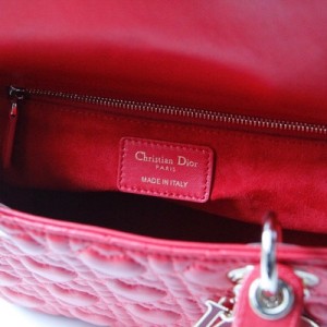 Christian Dior Lady Dior Dioramour Bag 24cm with Lacquer Hardware Lambskin Leather Fall/Winter 2021 Collection - Image 4