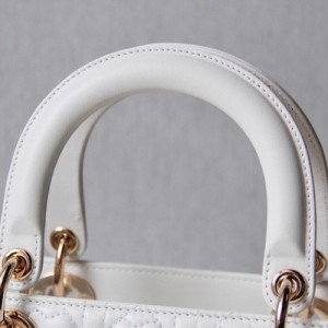 Christian Dior Lady Dior Dioramour Bag 24cm with Lacquer Hardware Lambskin Leather Fall/Winter 2021 Collection - Image 7