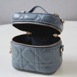 Christian Dior Micro Vanity Bag 12cm with Lambskin Leather Fall/Winter 2021 Collection - Image 8