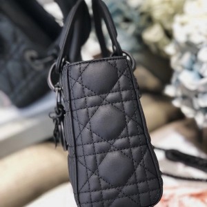 Christian Dior Mini Lady Dior Bag 18cm with Chain Matte Hardware Lambskin Leather Fall/Winter 2020 Collection - Image 6