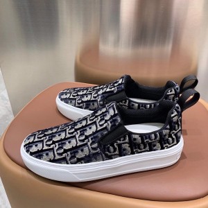 Christian Dior Solar Slip On Sneakers Calfskin Leather Fall/Winter 2020 Collection - Image 4