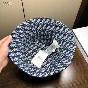Christian Dior Vintage Oblique Reversible Bucket Hat Spring/Summer 2020 Collection - Image 5