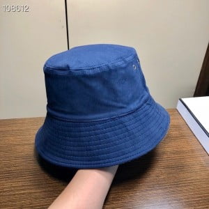 Christian Dior Vintage Oblique Reversible Bucket Hat Spring/Summer 2020 Collection - Image 6