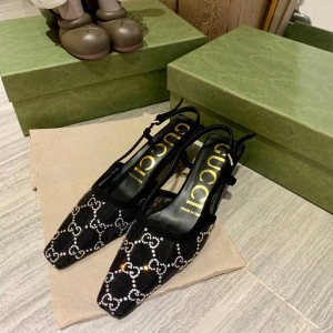 Gucci Crystal Embellished Mesh Pumps Calfskin Leather Fall/Winter 2021 Collection - Image 5