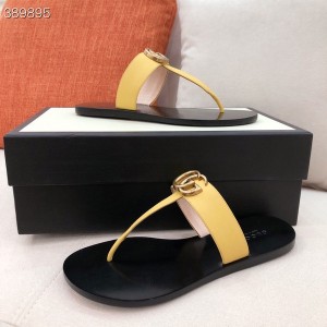 Gucci GG Thong Sandals Calfskin Leather Fall/Winter 2021 Collection - Image 3