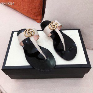 Gucci GG Thong Sandals Calfskin Leather Fall/Winter 2021 Collection - Image 6