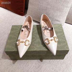 Gucci Horsebit Chain Loafer Calfskin Leather Spring/Summer 2021 Collection - Image 9