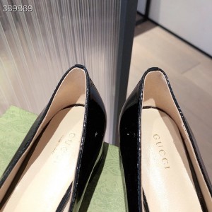 Gucci Horsebit Chain Pumps Calfskin Leather Fall/Winter 2021 Collection - Image 4