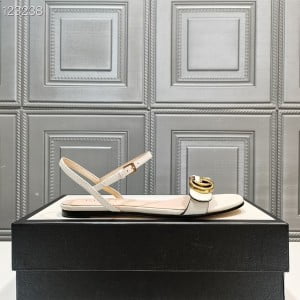 Gucci Marmont Flat Sandals Calfskin Leather Fall/Winter 2020 Collection - Image 3