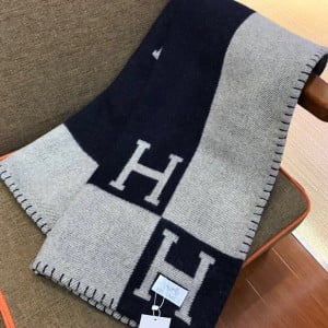 Hermes Avalon Signature H Wool Throw Blanket - Image 8